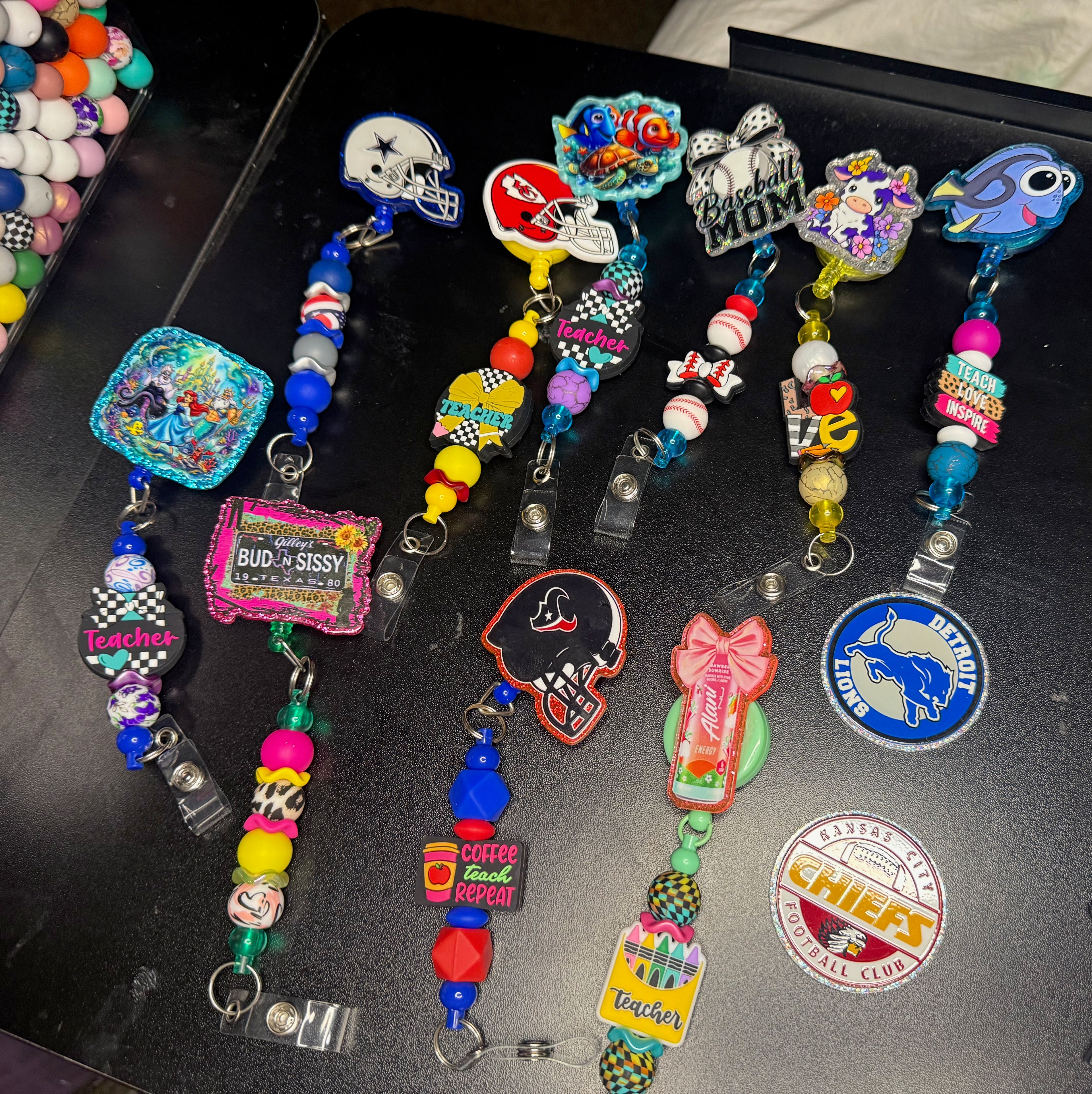 ACRYLIC & PVC FOCAL BEADS